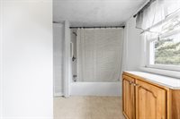 300 Coldbrook Road, Hampden, ME 04444