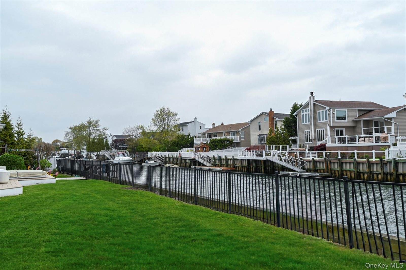 2912 Bay Drive, Merrick, NY 11566
