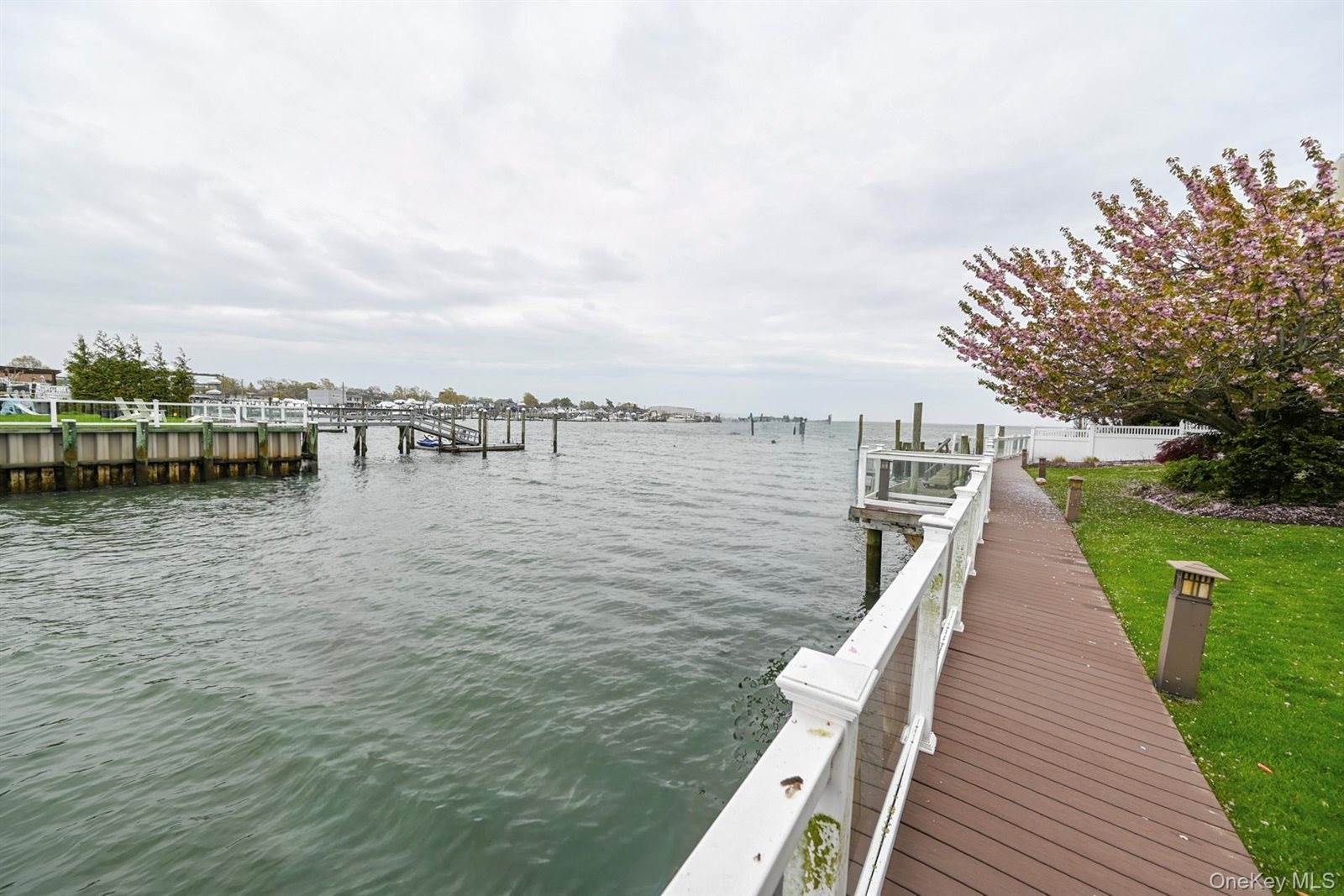 2912 Bay Drive, Merrick, NY 11566