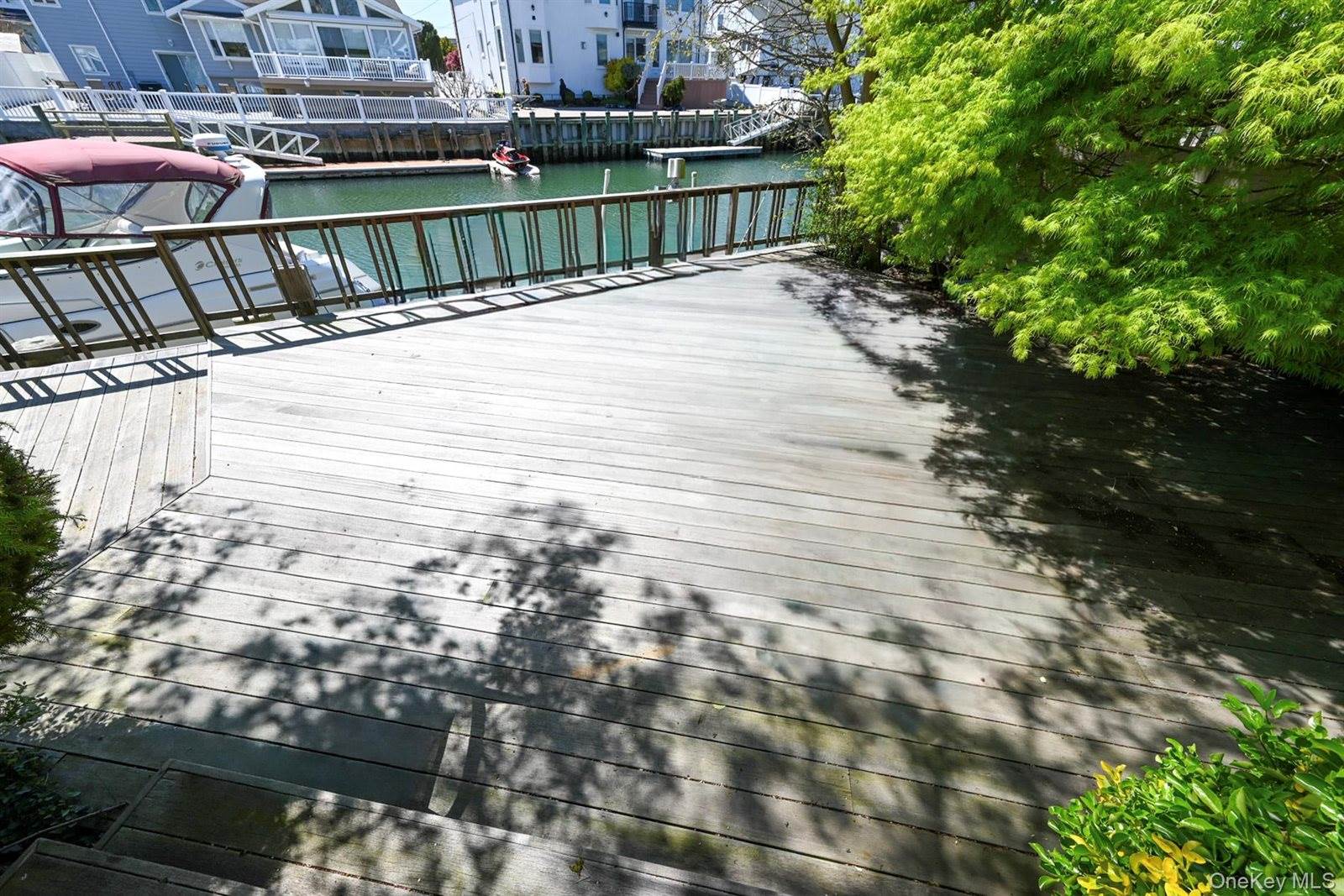 2912 Bay Drive, Merrick, NY 11566