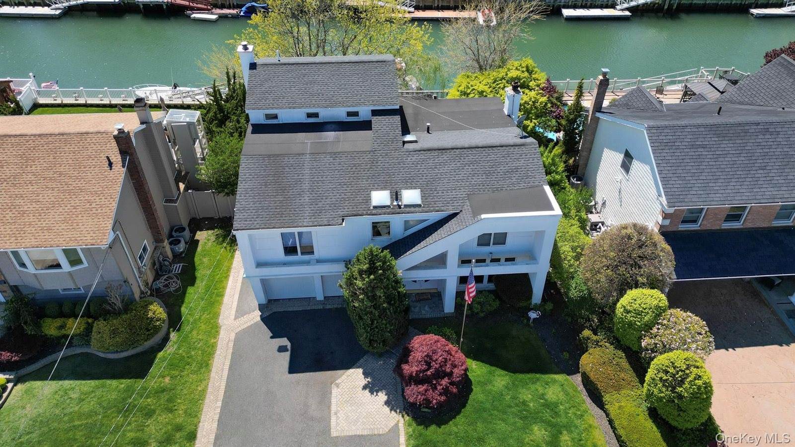 2912 Bay Drive, Merrick, NY 11566
