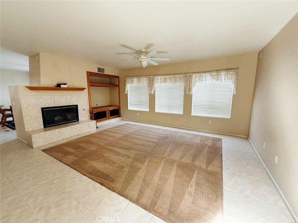 5739 Avenida Entrada, Palmdale, CA 93551
