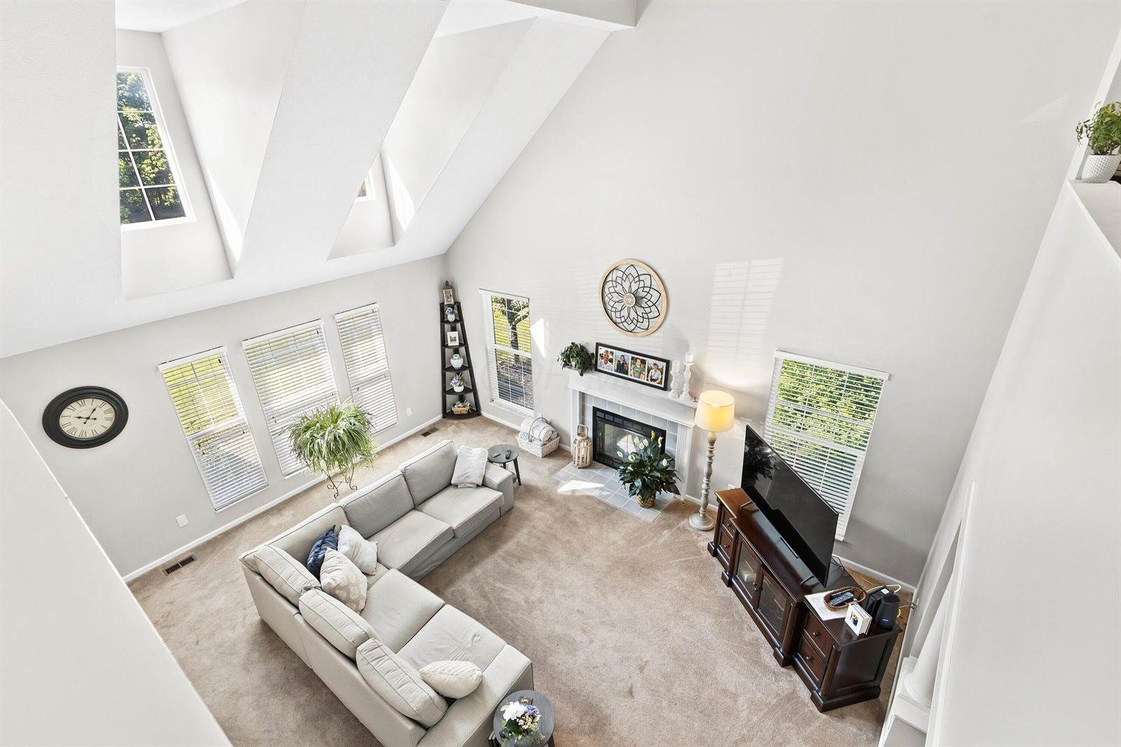 452 Medwin Place, Columbus, OH 43230