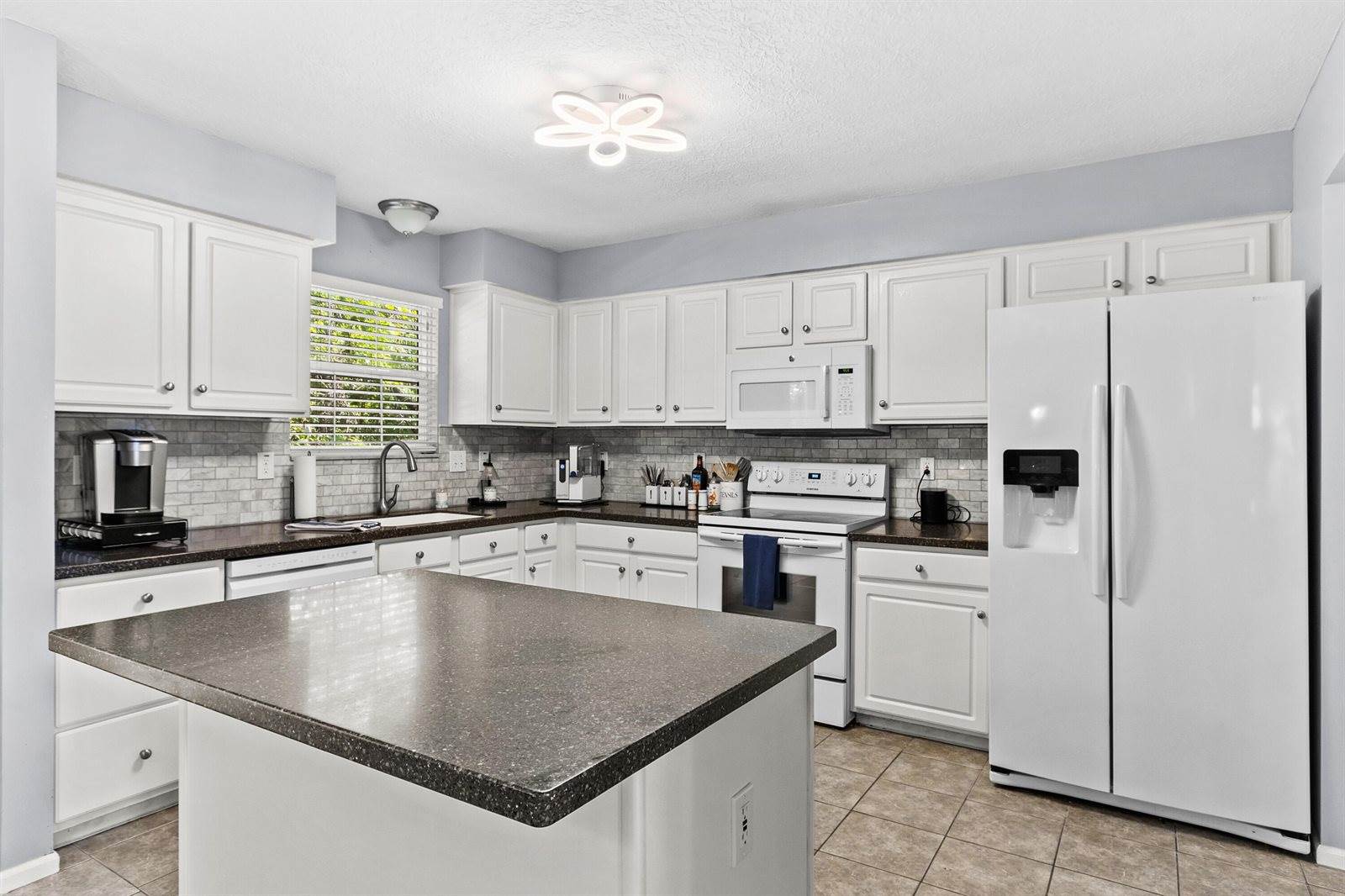 452 Medwin Place, Columbus, OH 43230