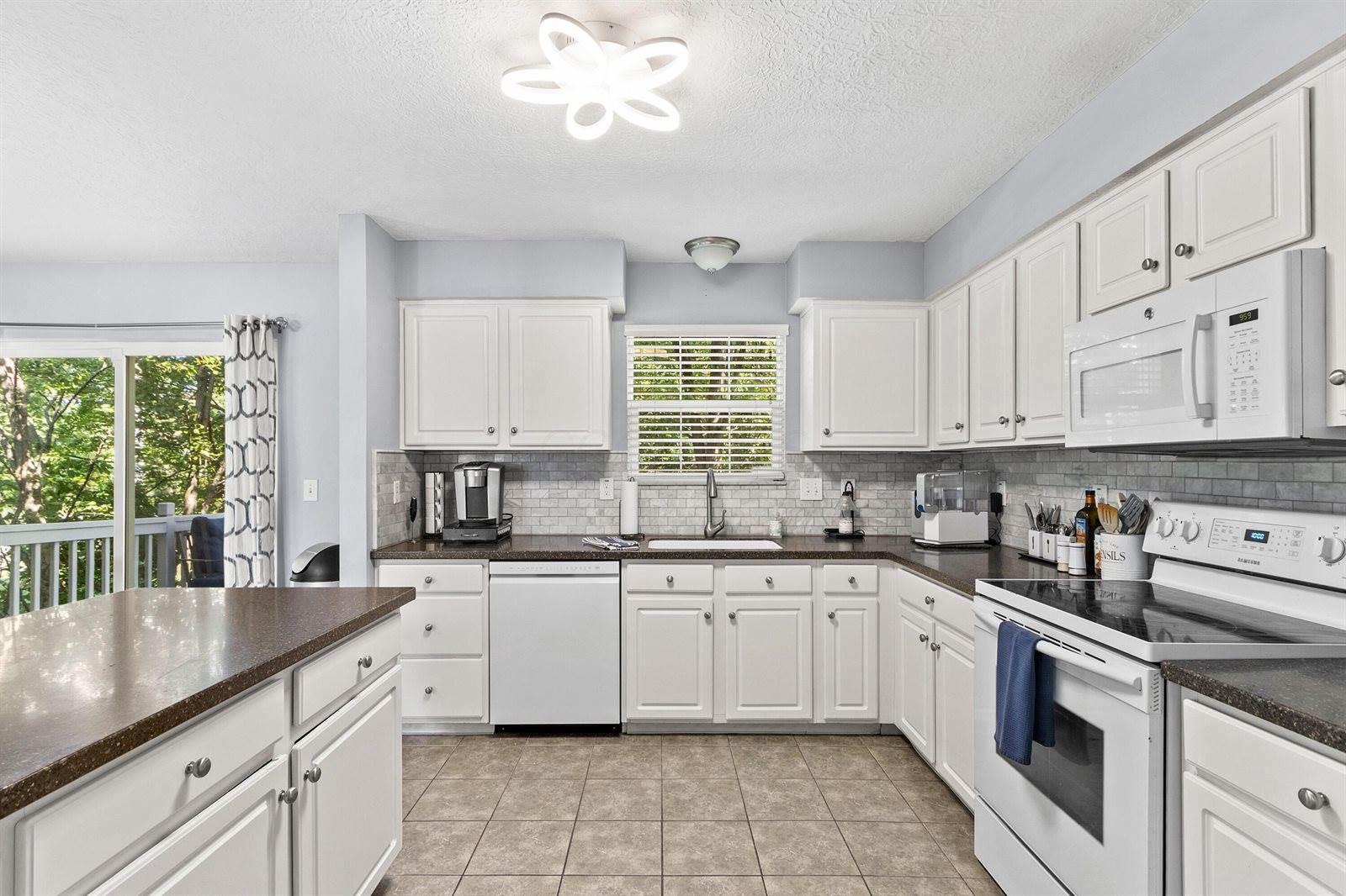 452 Medwin Place, Columbus, OH 43230