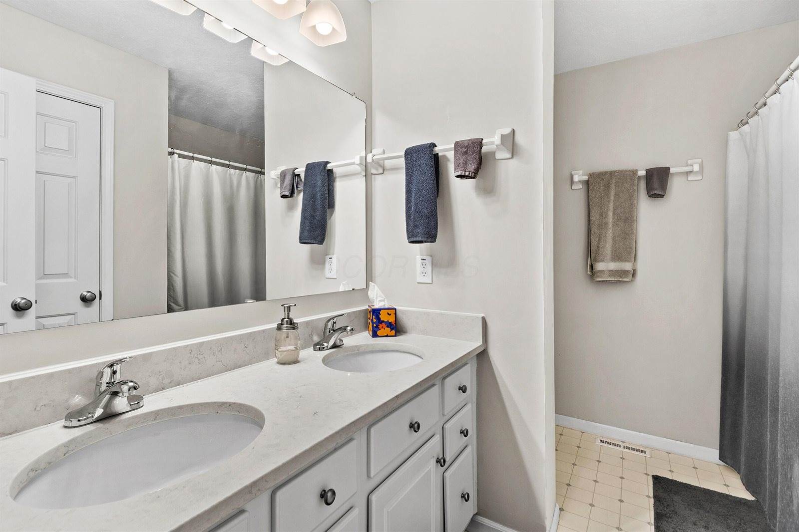 452 Medwin Place, Columbus, OH 43230