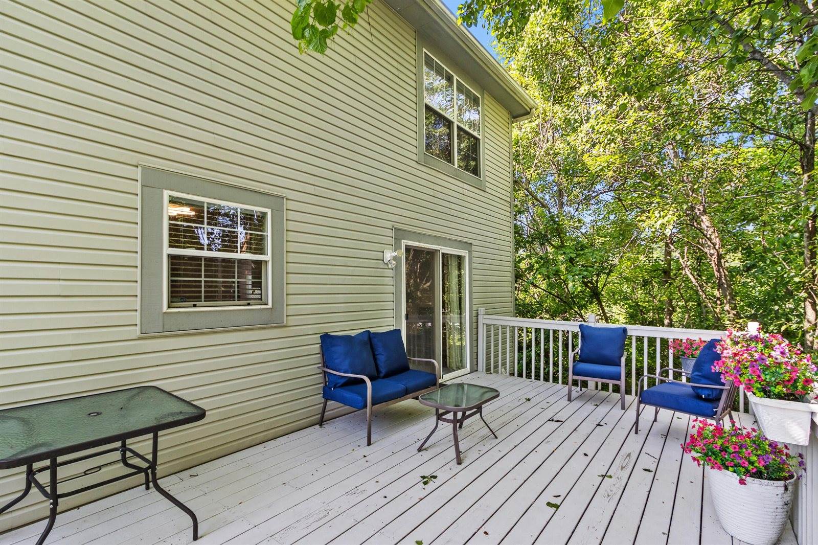 452 Medwin Place, Columbus, OH 43230
