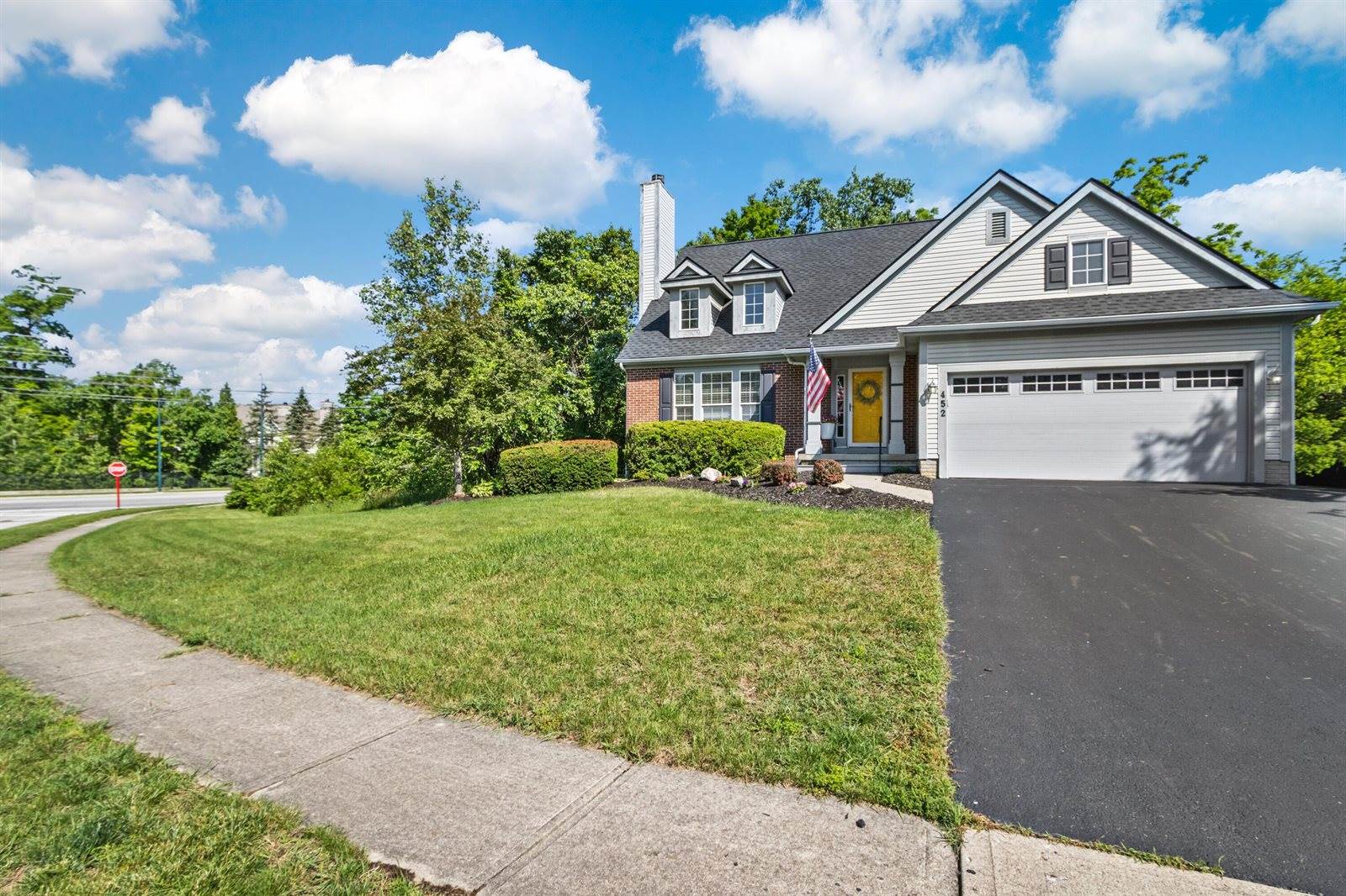 452 Medwin Place, Columbus, OH 43230