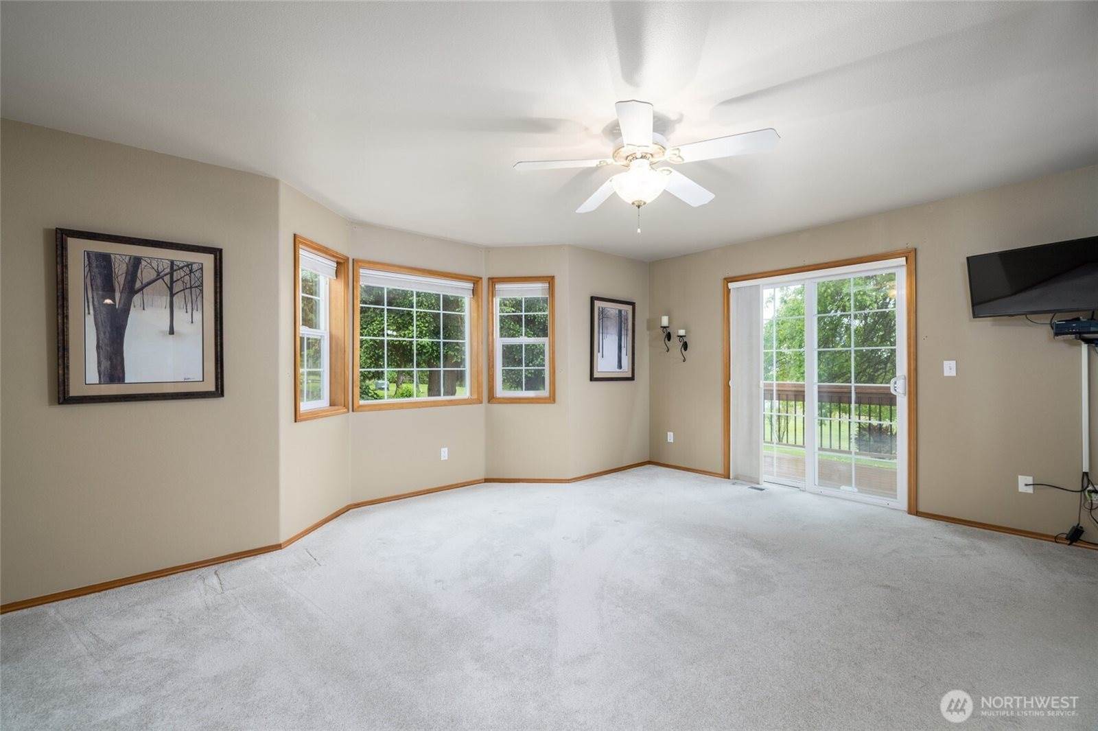 22736 Buchanan Street, Mount Vernon, WA 98273