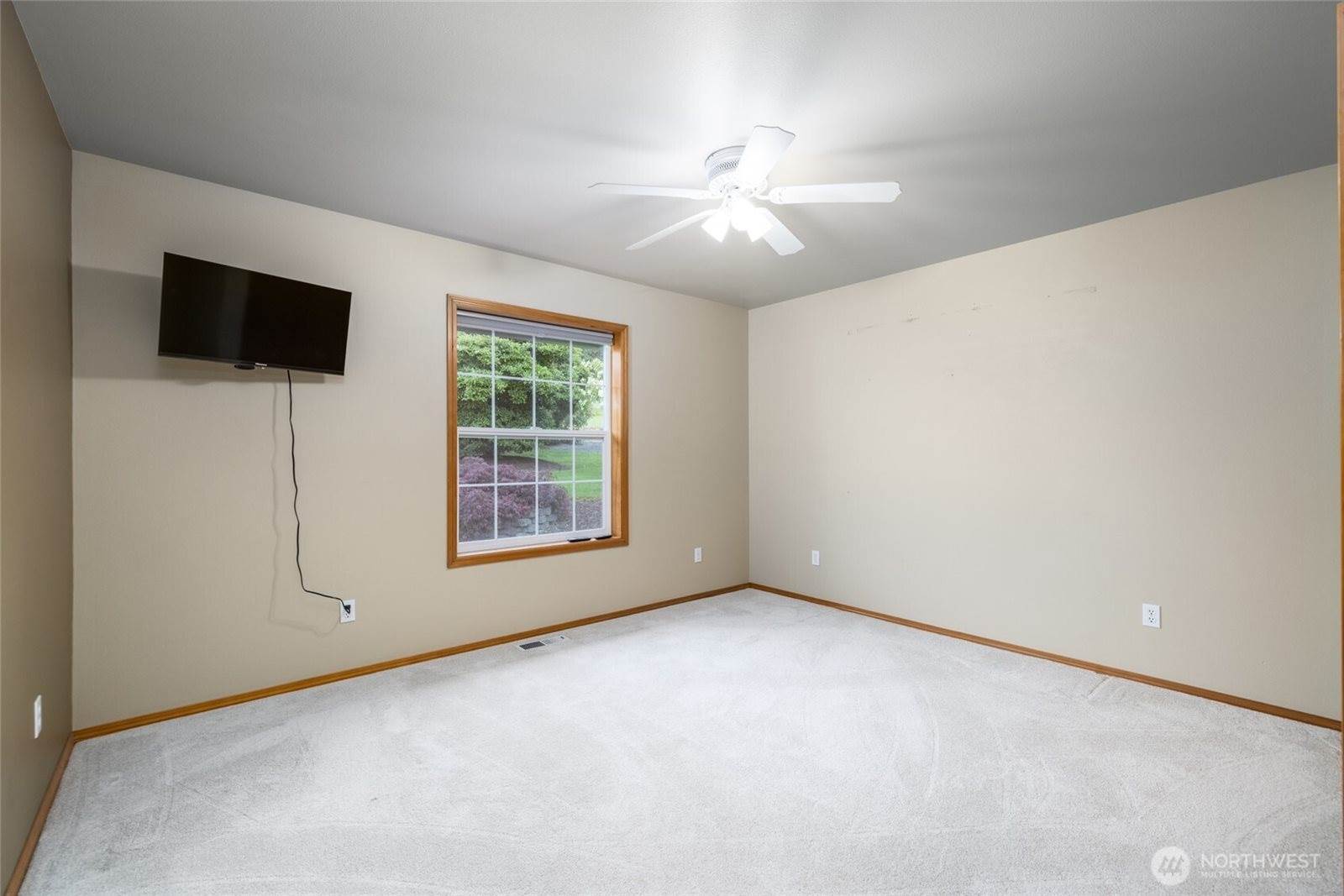 22736 Buchanan Street, Mount Vernon, WA 98273