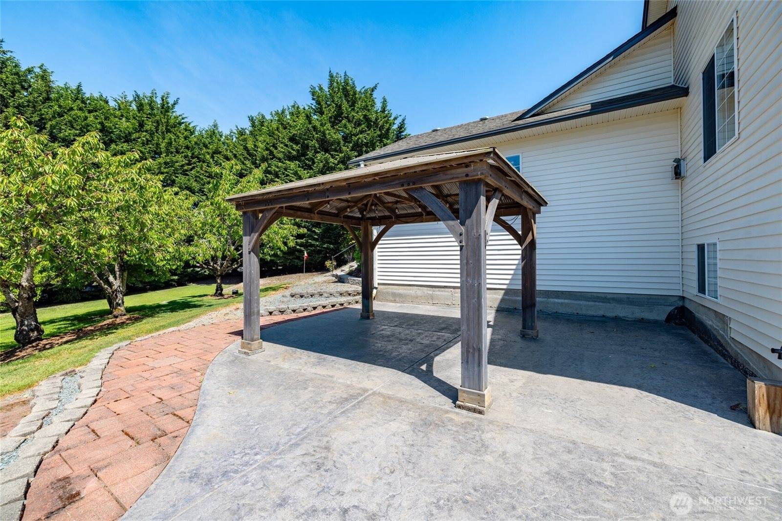 22736 Buchanan Street, Mount Vernon, WA 98273