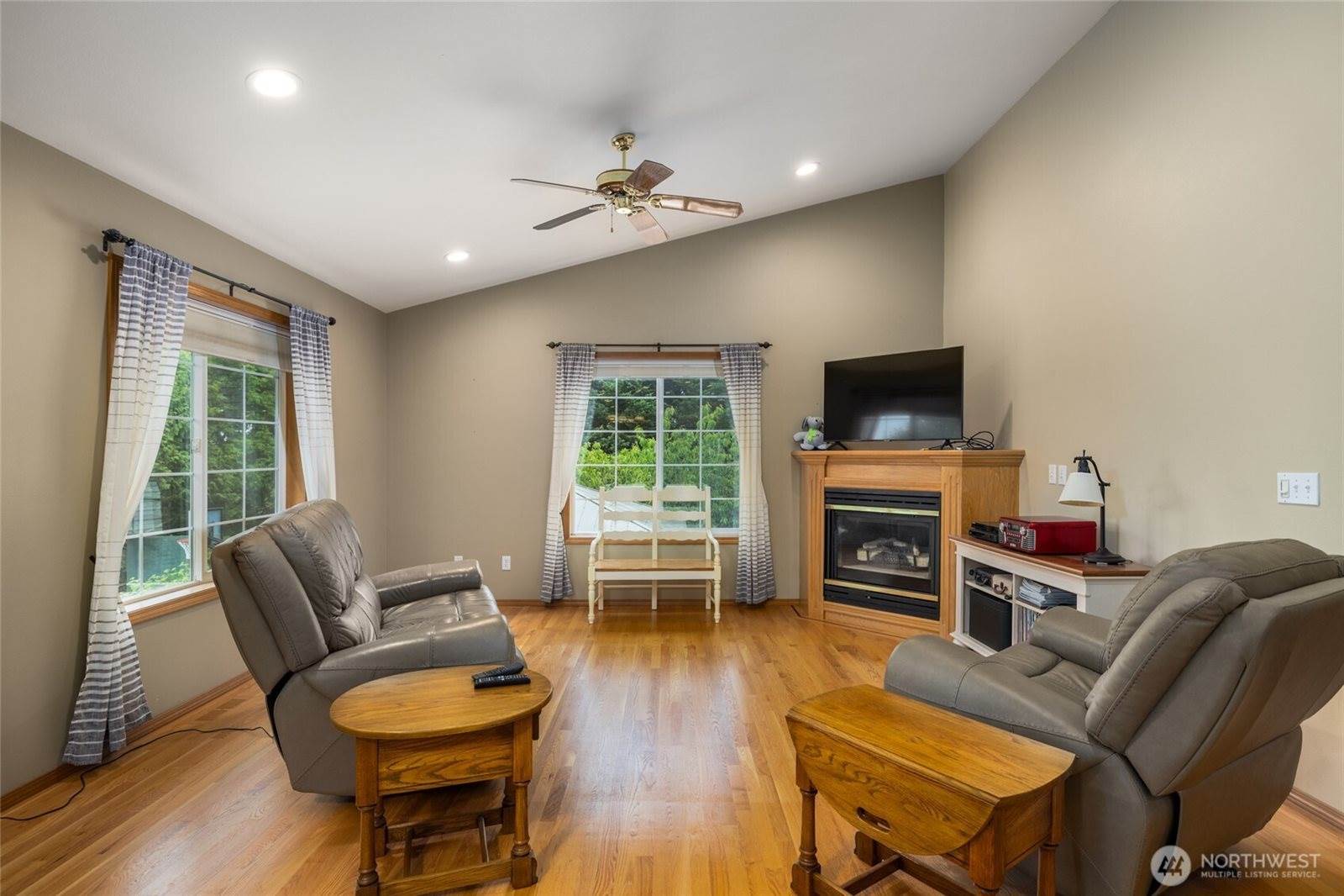 22736 Buchanan Street, Mount Vernon, WA 98273