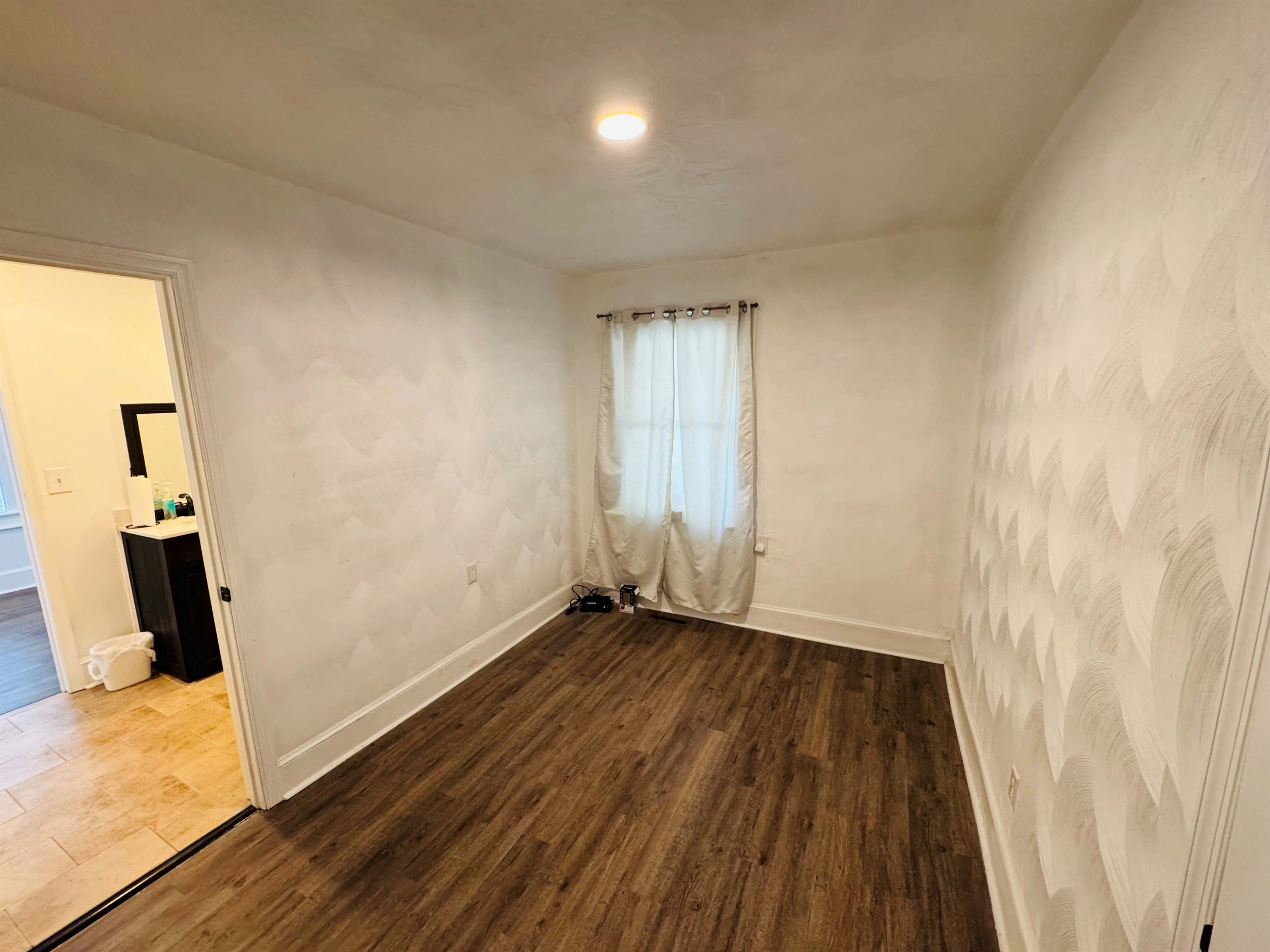 2417 Lansing Avenue, Portsmouth, VA 23704