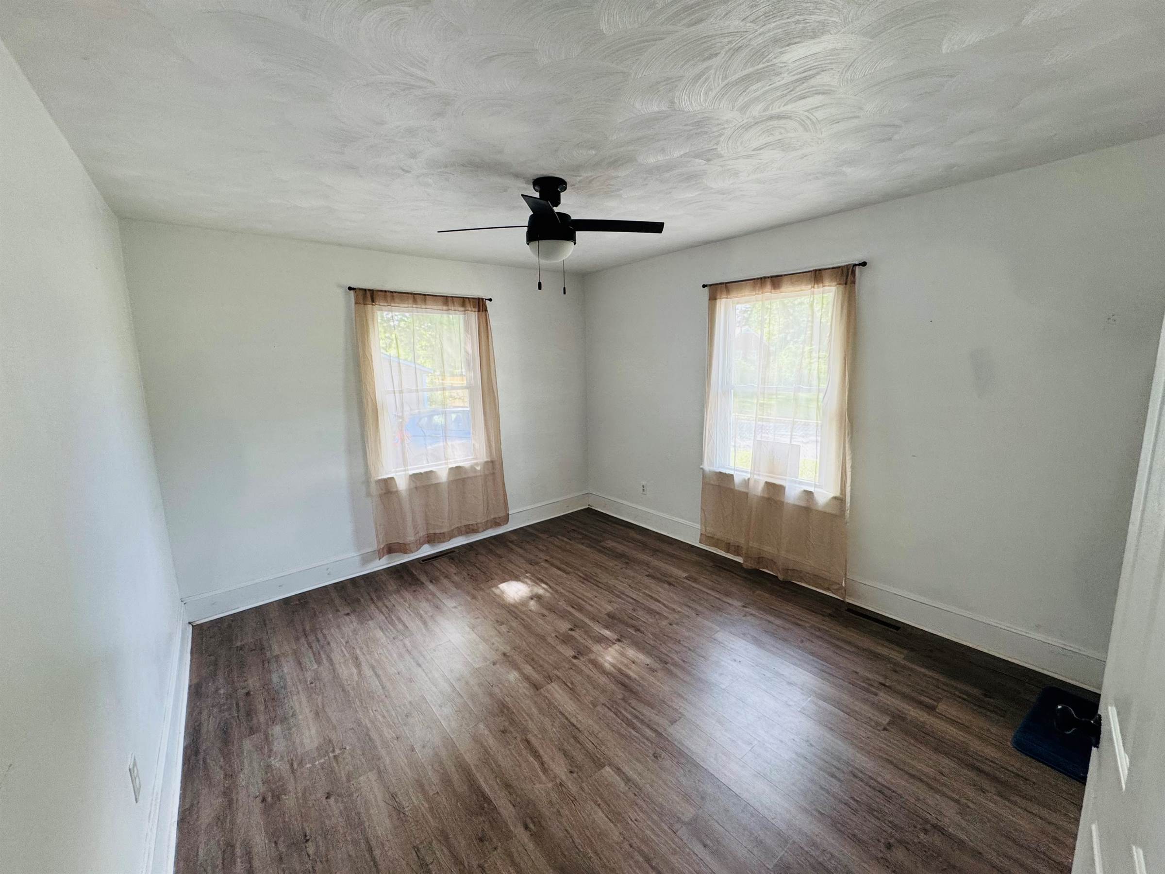 2417 Lansing Avenue, Portsmouth, VA 23704