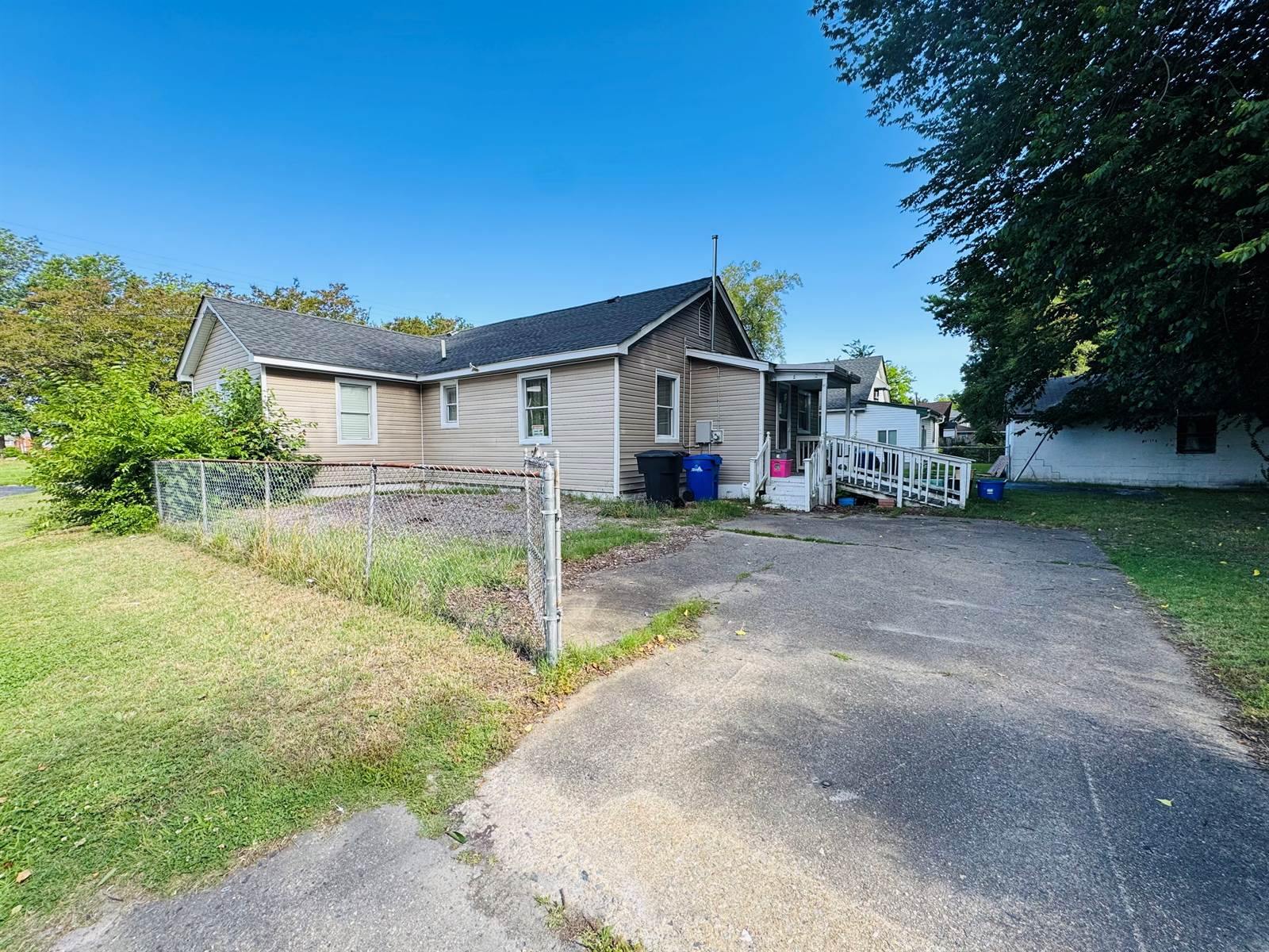 2417 Lansing Avenue, Portsmouth, VA 23704