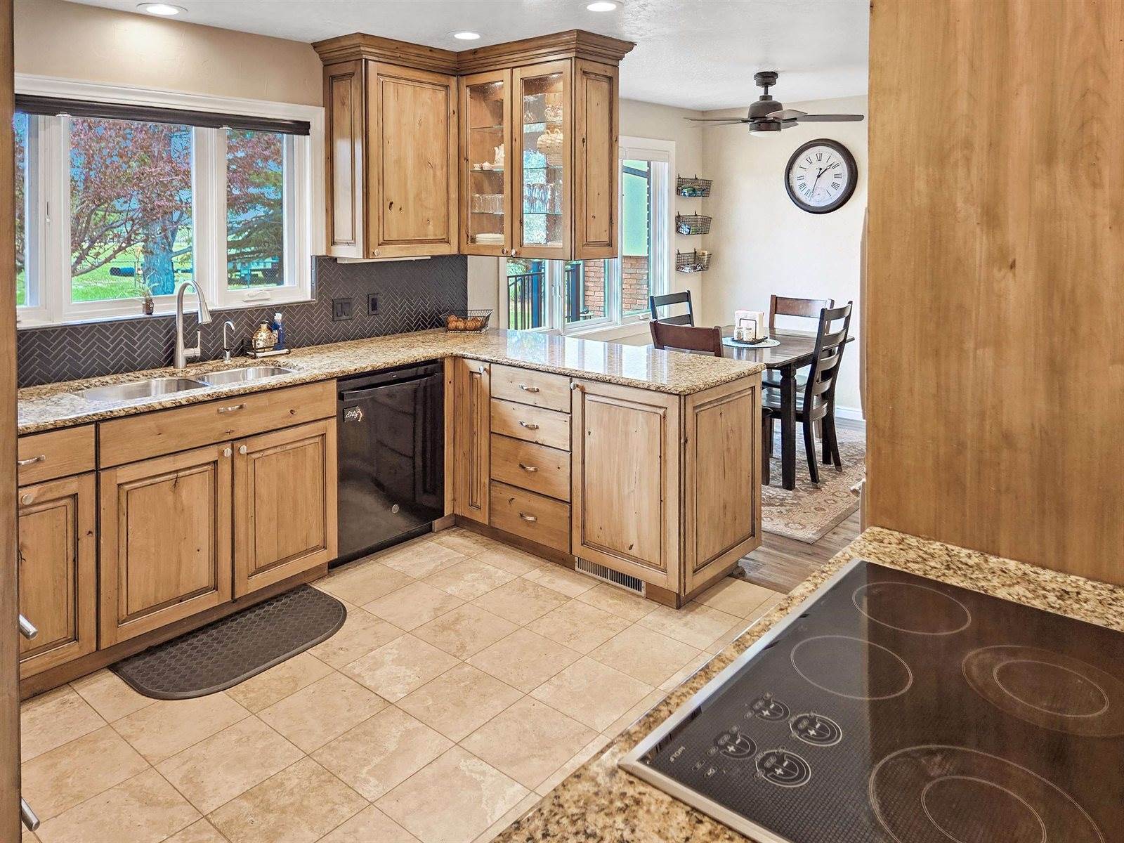 102 Broken Circle, Evanston, WY 82930