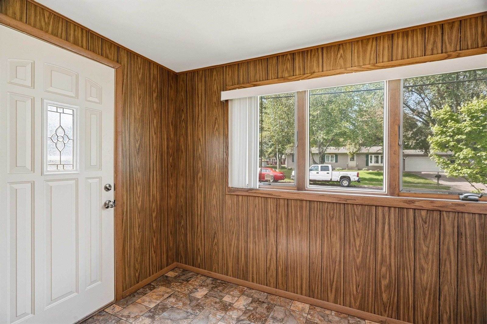 1617 E Blodgett Street, Marshfield, WI 54449