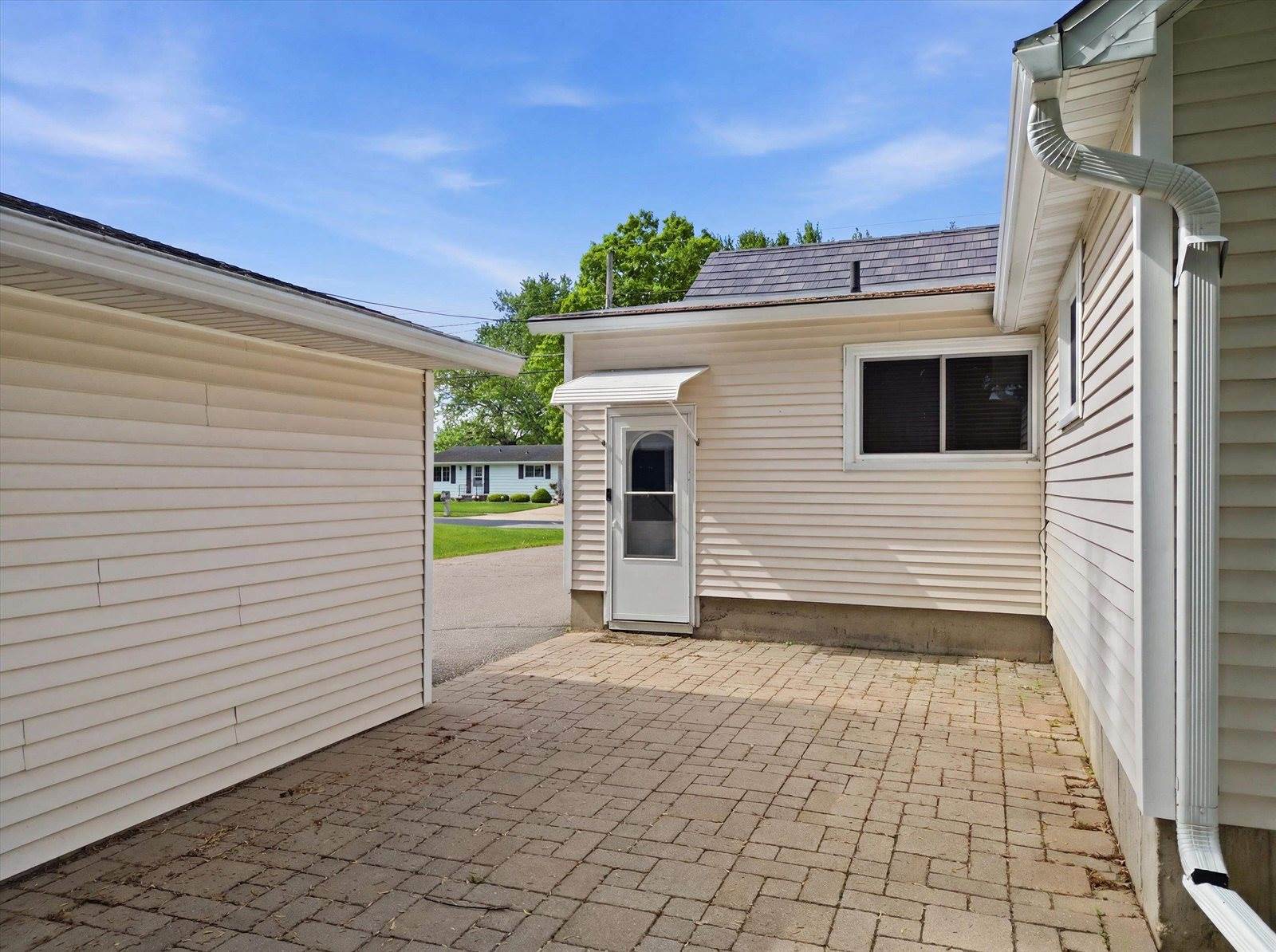 1617 E Blodgett Street, Marshfield, WI 54449