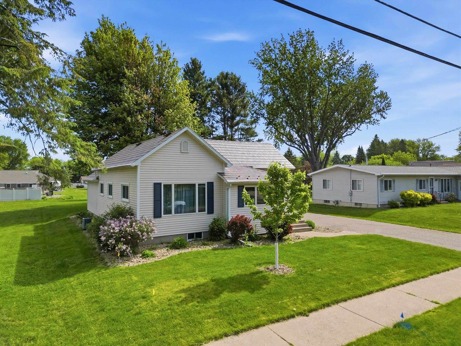 1617 E Blodgett Street, Marshfield, WI 54449