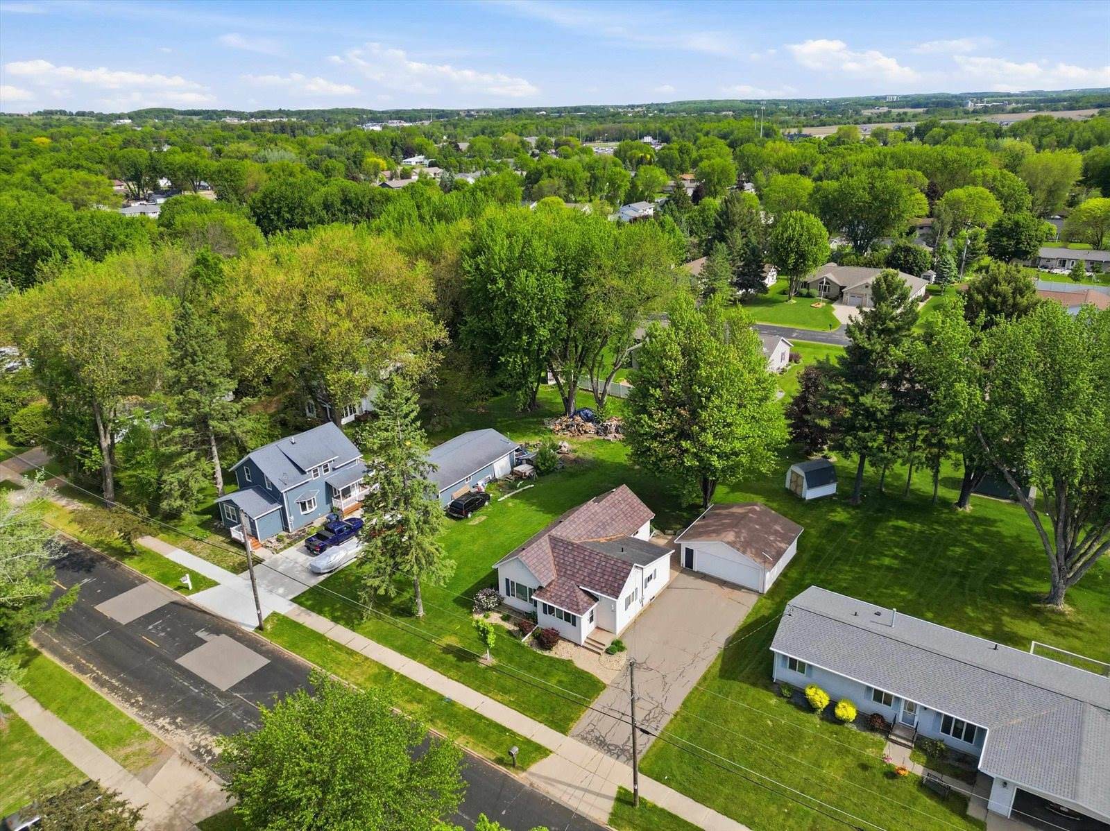 1617 E Blodgett Street, Marshfield, WI 54449