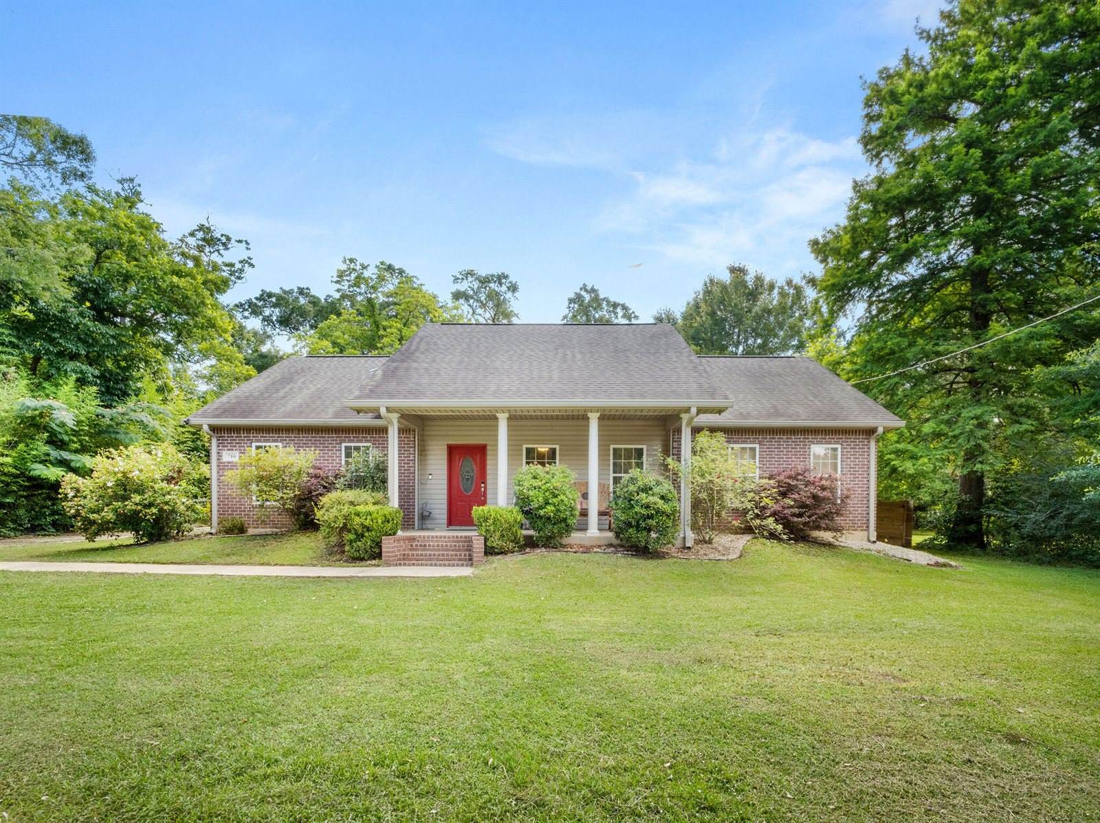 710 S Division St, DeRidder, LA 70634