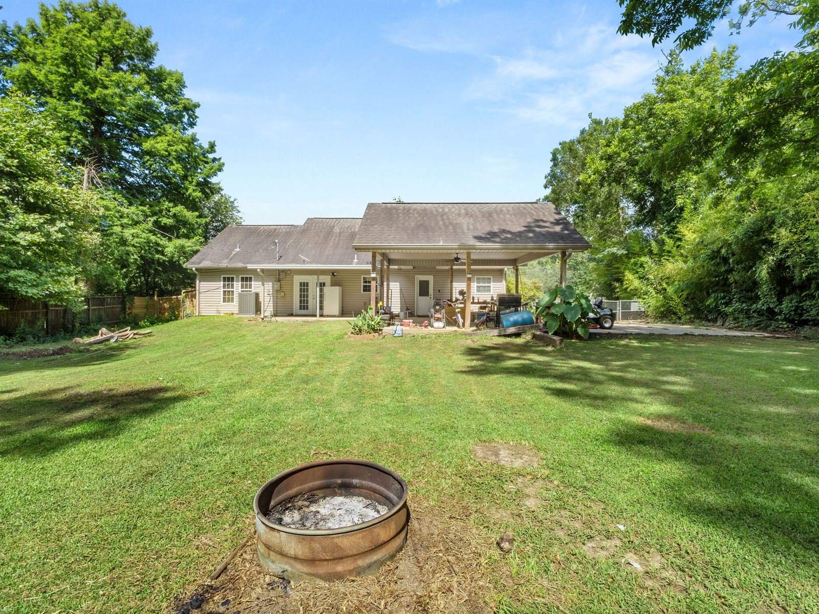 710 S Division St, DeRidder, LA 70634