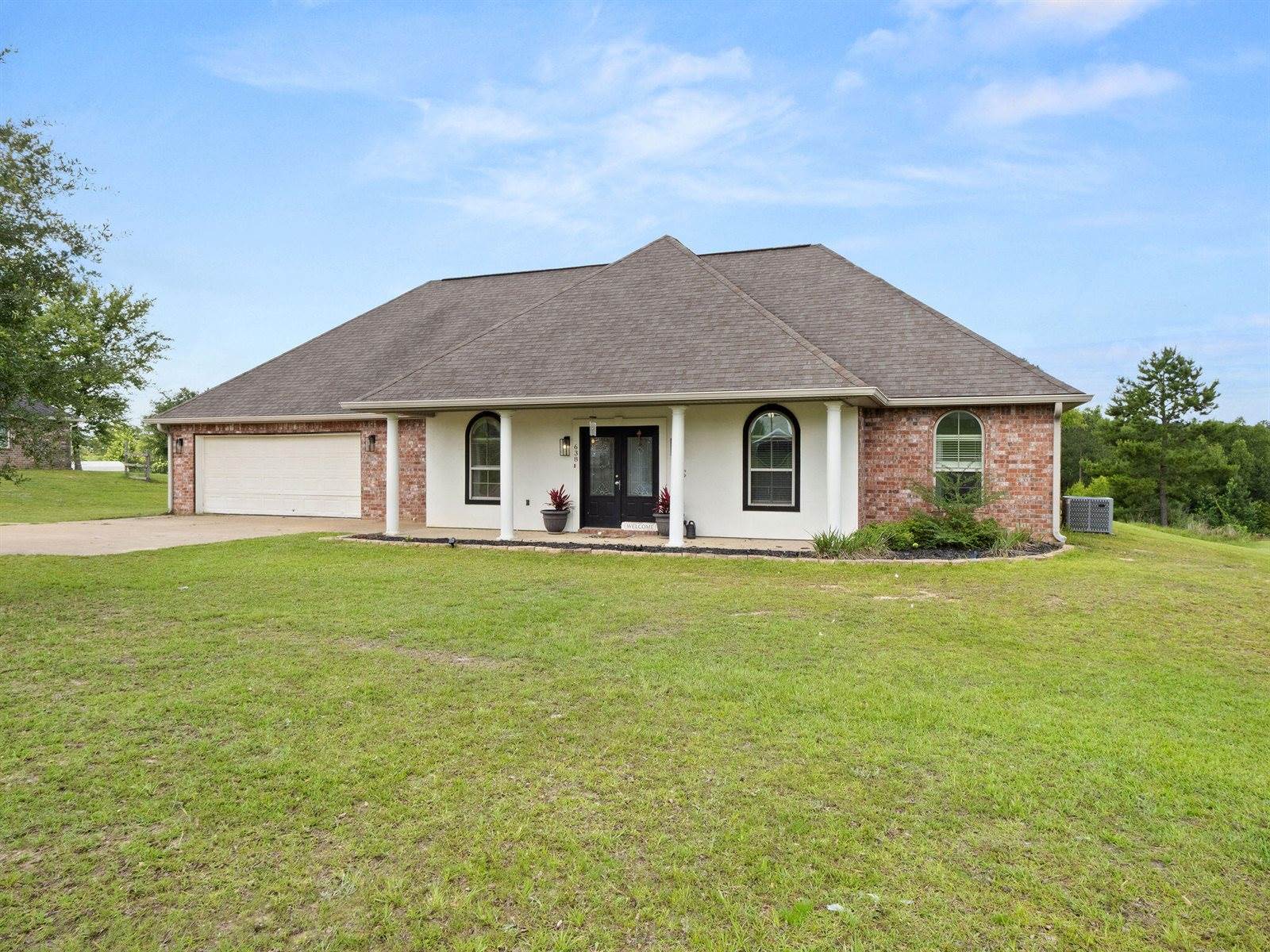 638 Stanley, Leesville, LA 71446
