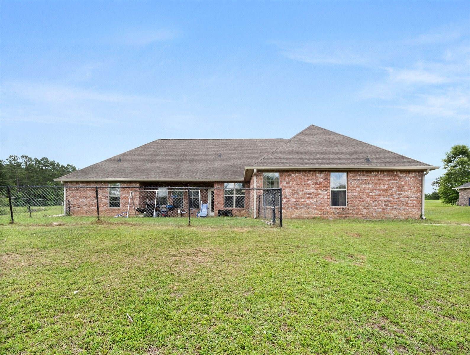 638 Stanley, Leesville, LA 71446