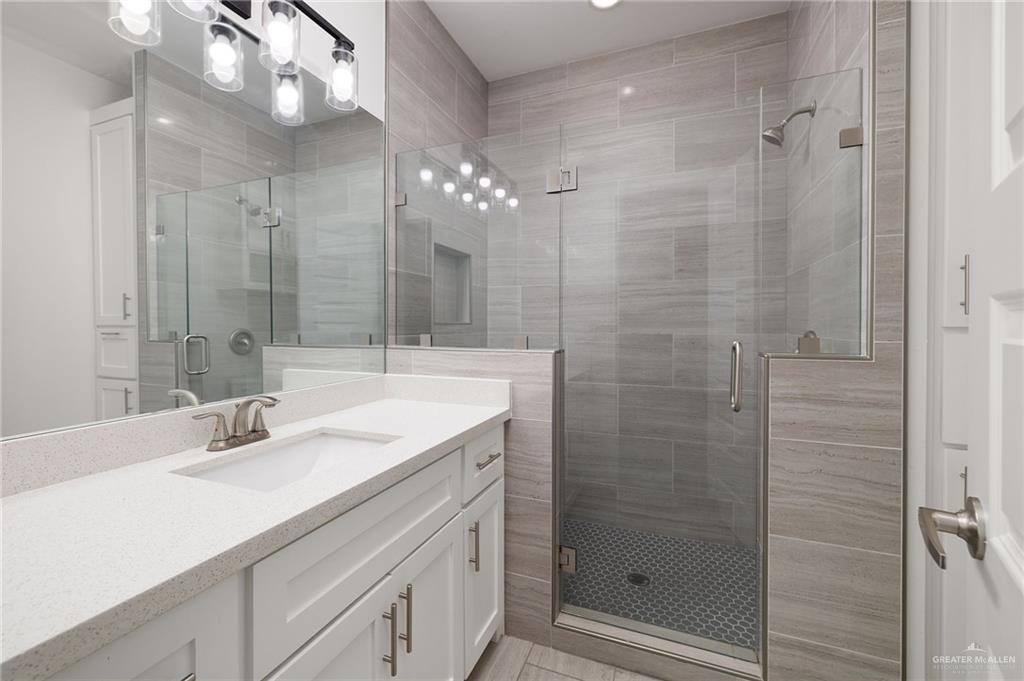 913 West Kohala Avenue, Mission, TX 78573