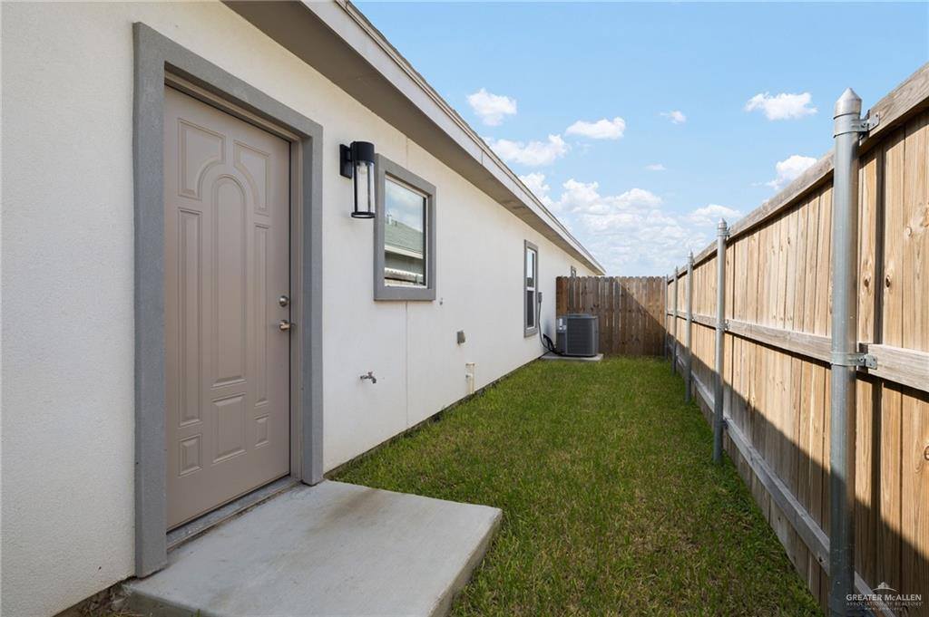 913 West Kohala Avenue, Mission, TX 78573