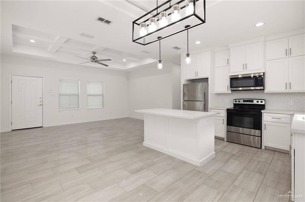 913 West Kohala Avenue, Mission, TX 78573