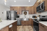 2805 29th Street West, Williston, ND 58801