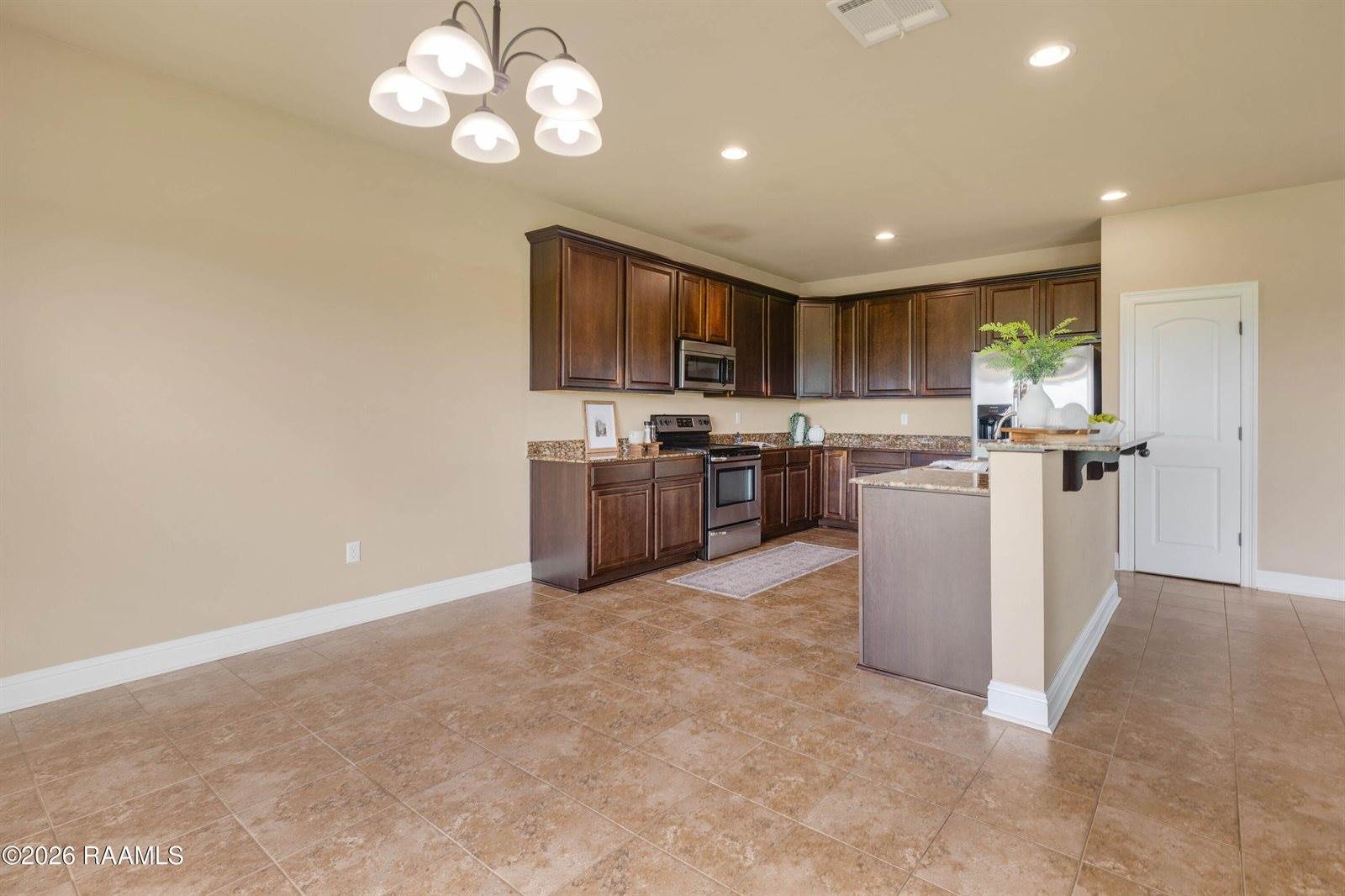 13707 Estate Circle, Maurice, LA 70555