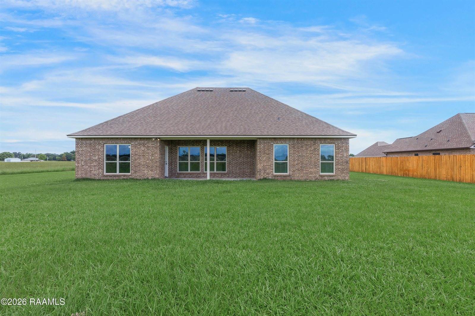 13707 Estate Circle, Maurice, LA 70555