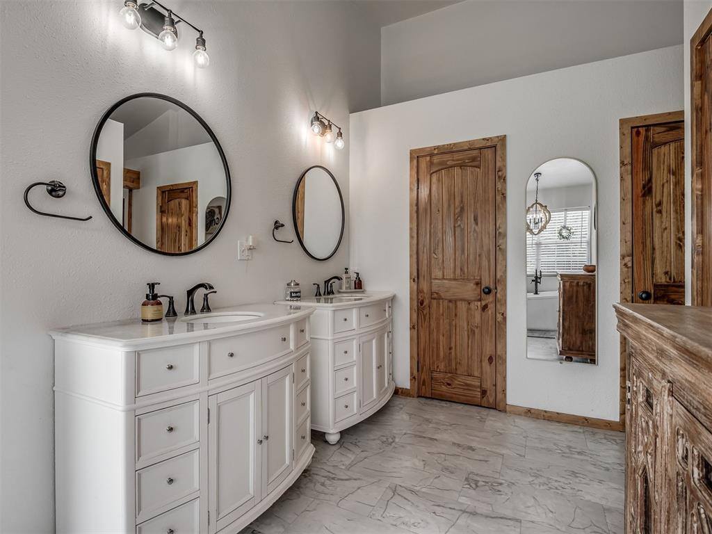 17765 East County Road 1500 Road, Lindsay, OK 73052