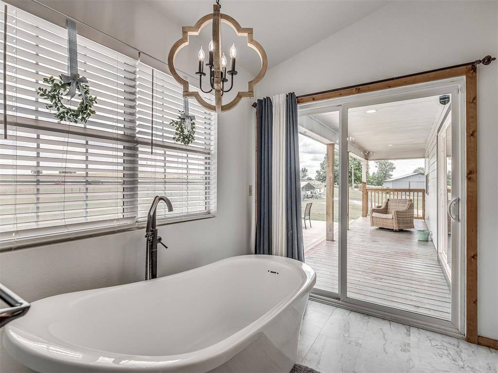 17765 East County Road 1500 Road, Lindsay, OK 73052