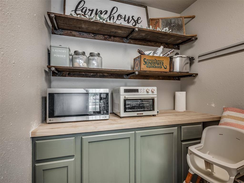 17765 East County Road 1500 Road, Lindsay, OK 73052