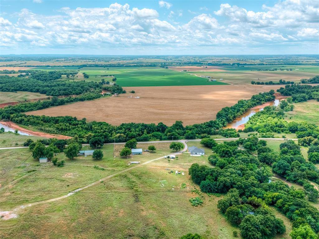 17765 East County Road 1500 Road, Lindsay, OK 73052