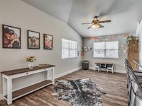 17765 East County Road 1500 Road, Lindsay, OK 73052