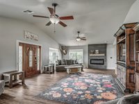17765 East County Road 1500 Road, Lindsay, OK 73052