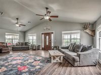 17765 East County Road 1500 Road, Lindsay, OK 73052