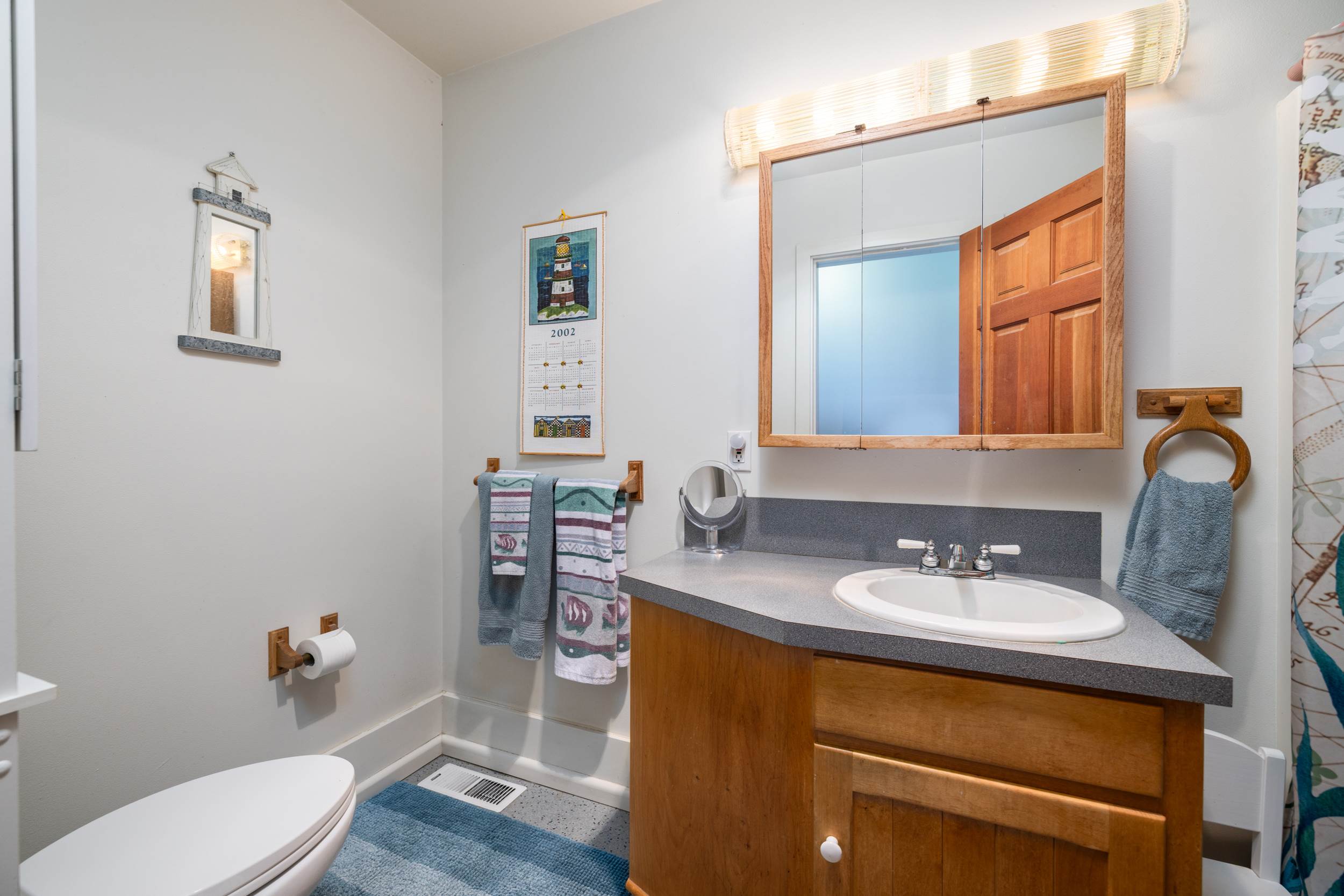754 Livingston Bay Shore Drive, Camano Island, WA 98282