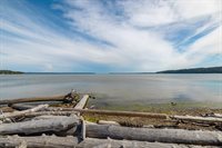 754 Livingston Bay Shore Drive, Camano Island, WA 98282
