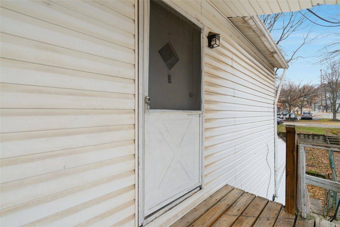 1057 Keene St, Springdale Boro, PA 15144