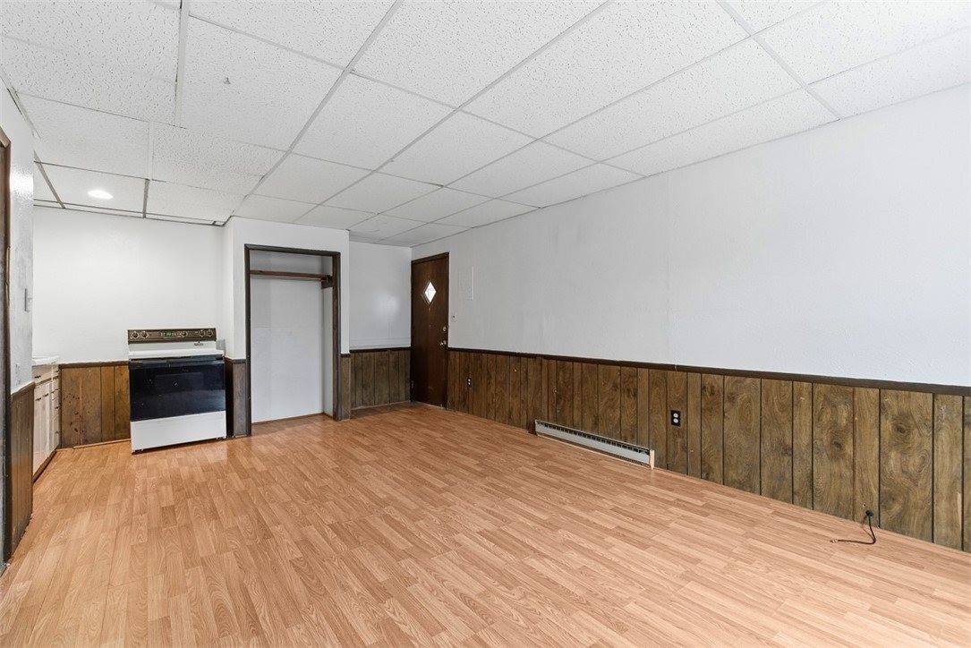 1057 Keene St, Springdale Boro, PA 15144