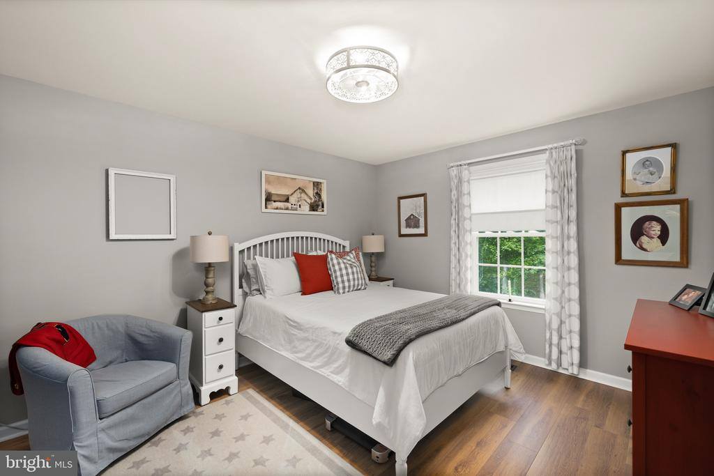 30367 Old Office Road, Locust Grove, VA 22508