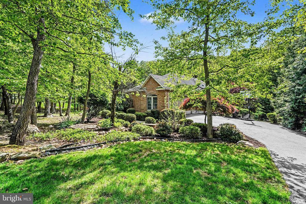 1145 Kuhn Road, Boiling Springs, PA 17007