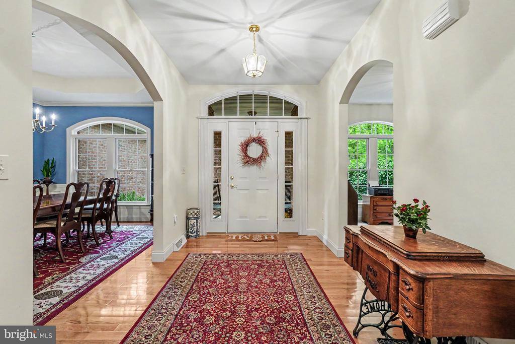 1145 Kuhn Road, Boiling Springs, PA 17007