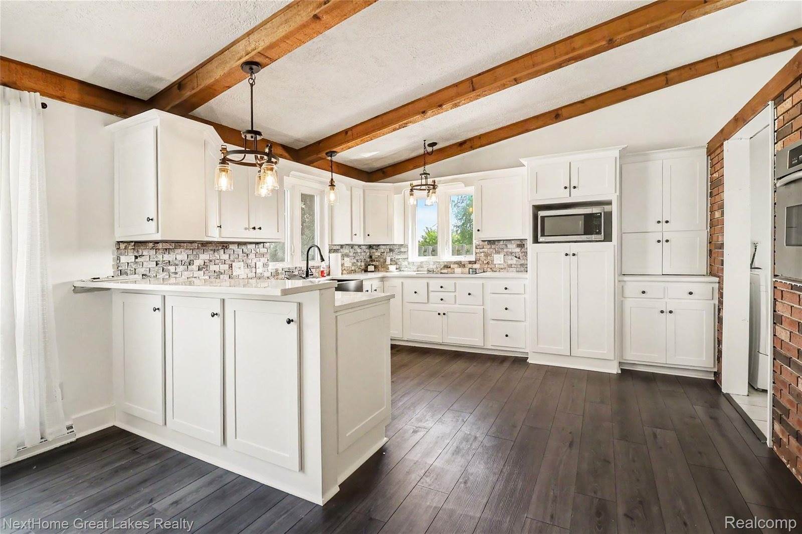 3631 West Chauvez Road, RivertonTownship_Mason, MI 49431