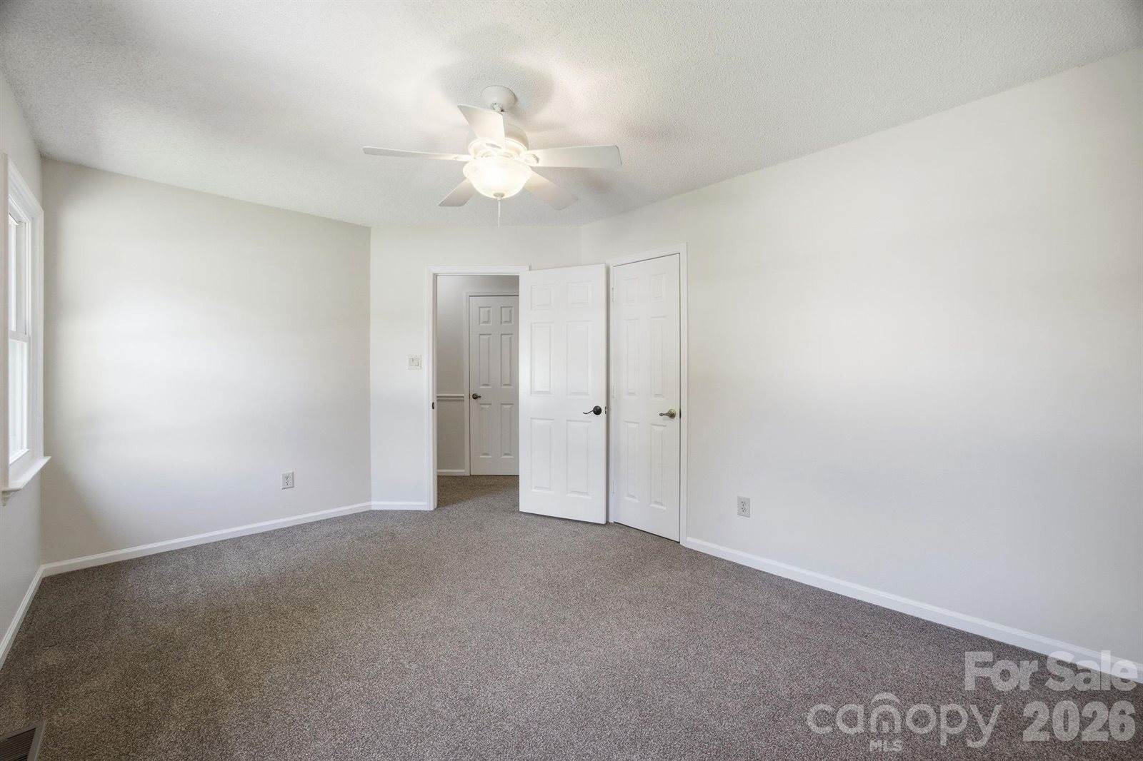 2011 Windlock Drive, Charlotte, NC 28270